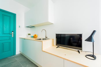 be mate gran via suites