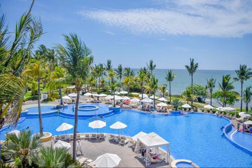 pueblo bonito emerald bay resort and spa all inclusive