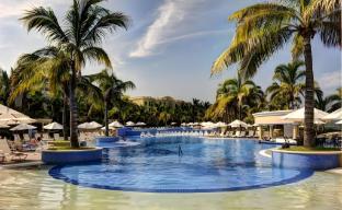 pueblo bonito emerald bay resort and spa all inclusive