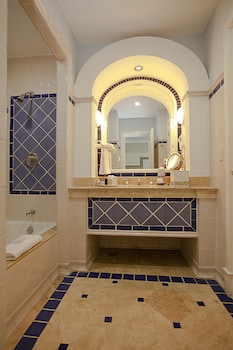 pueblo bonito emerald bay resort and spa all inclusive