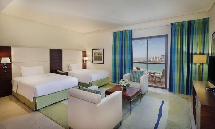 hilton dubai the walk