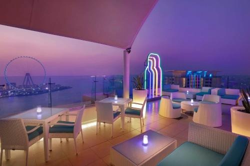hilton dubai the walk