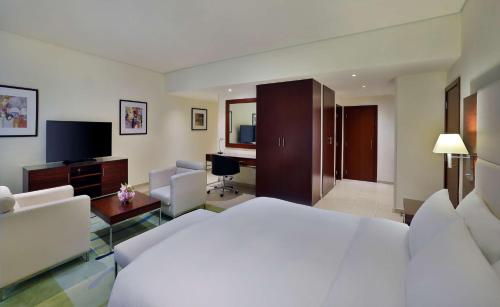 hilton dubai the walk