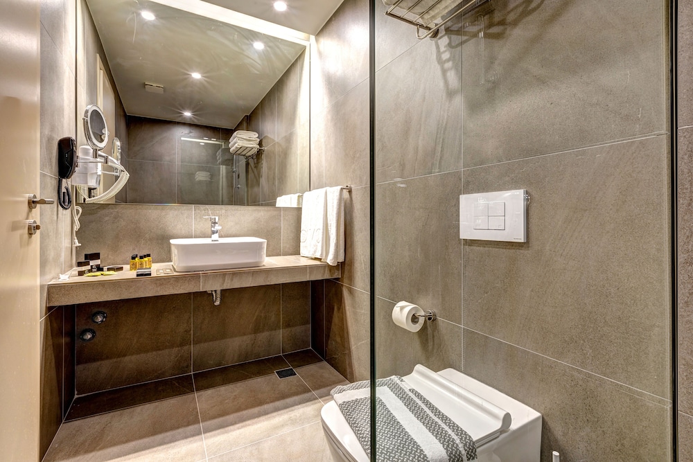 white olive elite hotel laganas