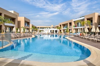 white olive elite hotel laganas