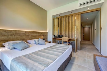white olive elite hotel laganas