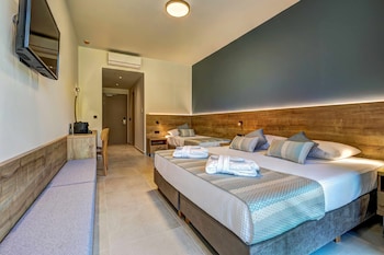 white olive elite hotel laganas