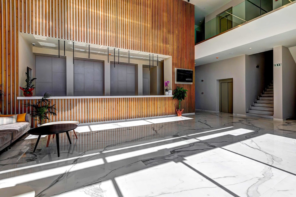 white olive elite hotel laganas