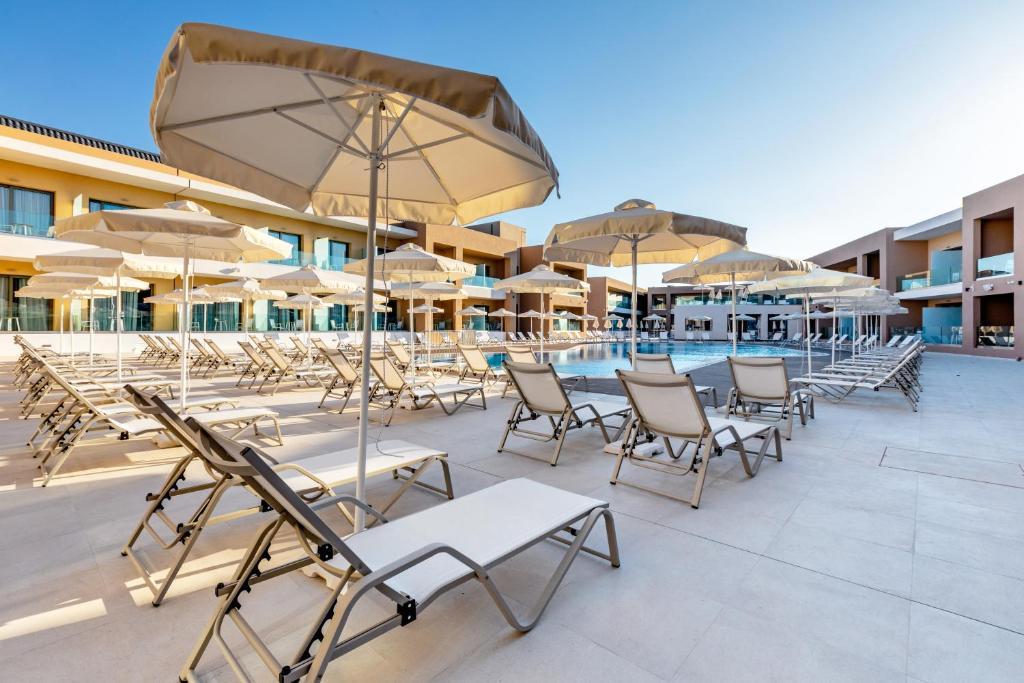 white olive elite hotel laganas