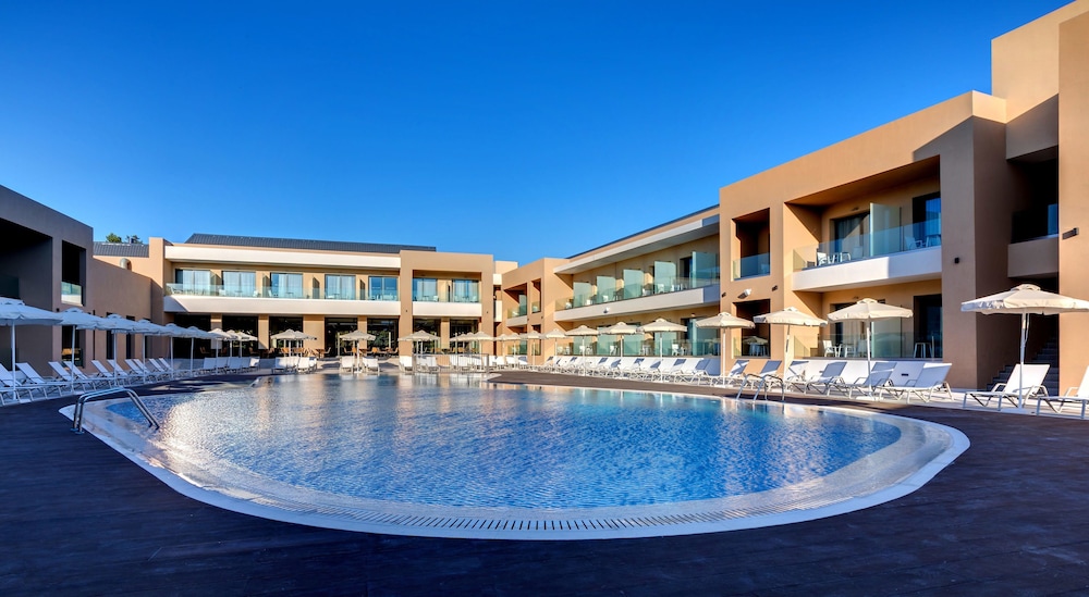 white olive elite hotel laganas