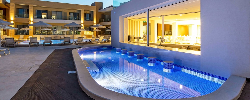 white olive elite hotel laganas
