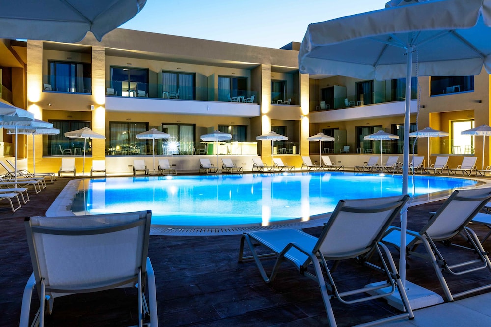 white olive elite hotel laganas