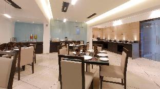 Hotel Summit,Sarkhej>>Ahmedabad,3 star