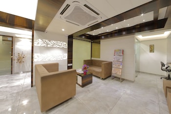 hotel summit