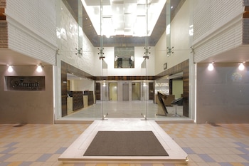 hotel summit