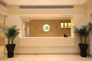 lemon tree hotel delhi airport