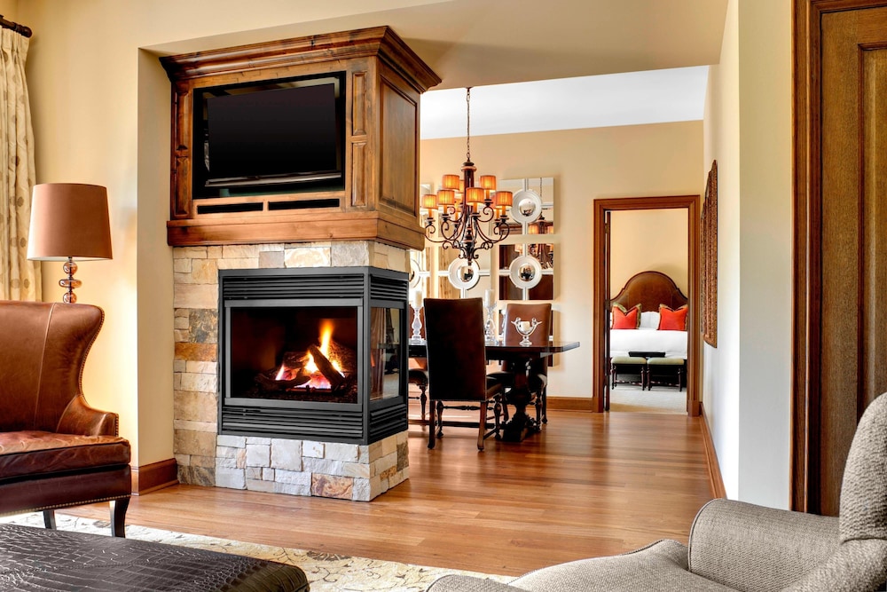 the residences at the st regis deer valley snow park