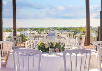 the fives downtown hotel curio collection by hilton