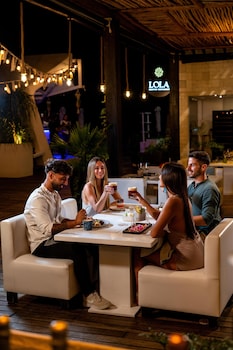 the fives downtown hotel curio collection by hilton