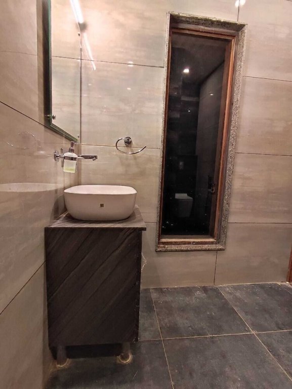 Hotel Spring Wood,,2 star
