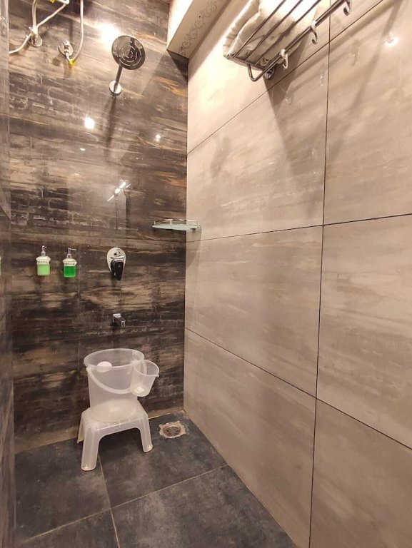 Hotel Spring Wood,,2 star