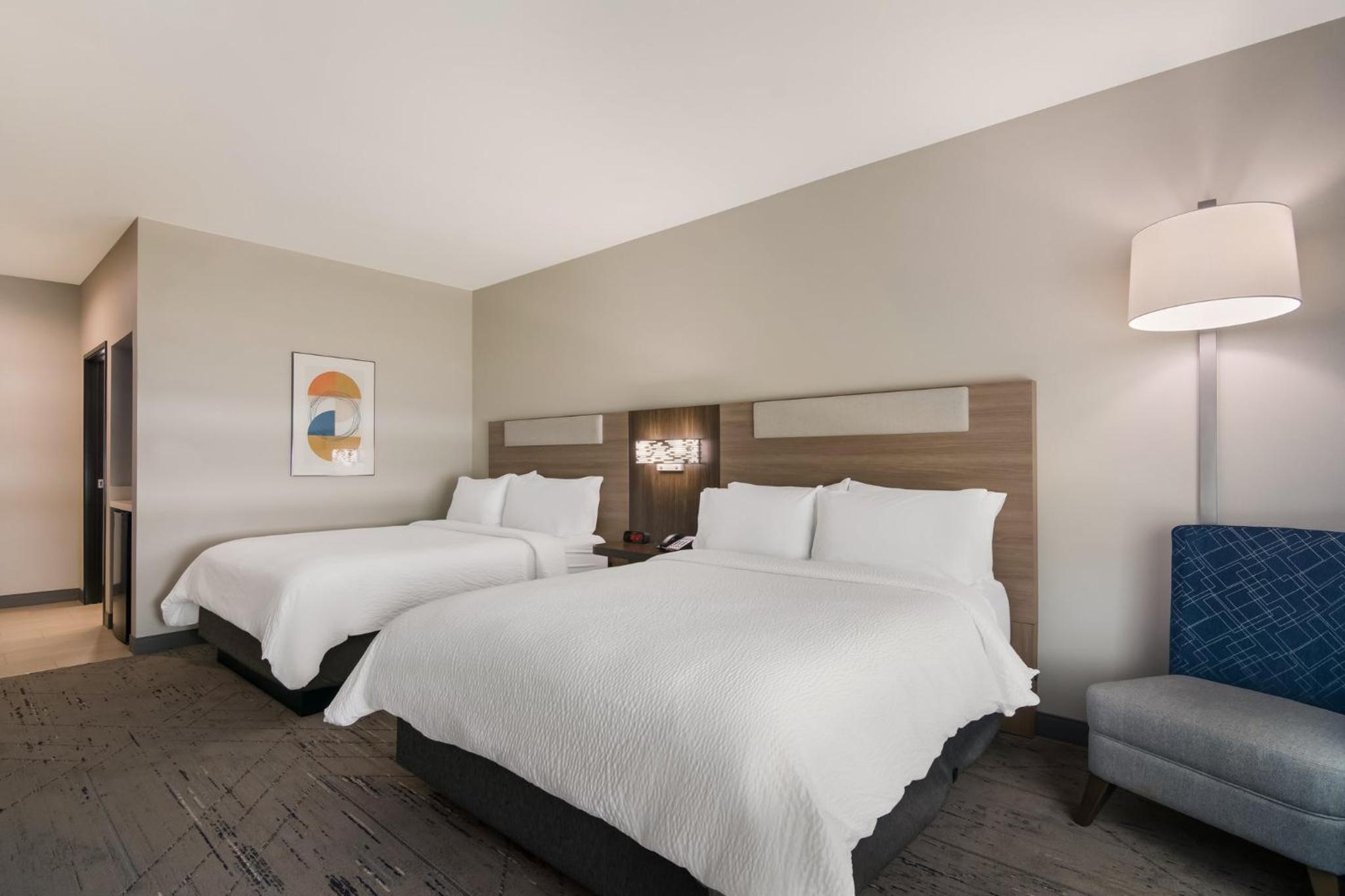 holiday inn express and suites springdale fayetteville area an ihg hotel