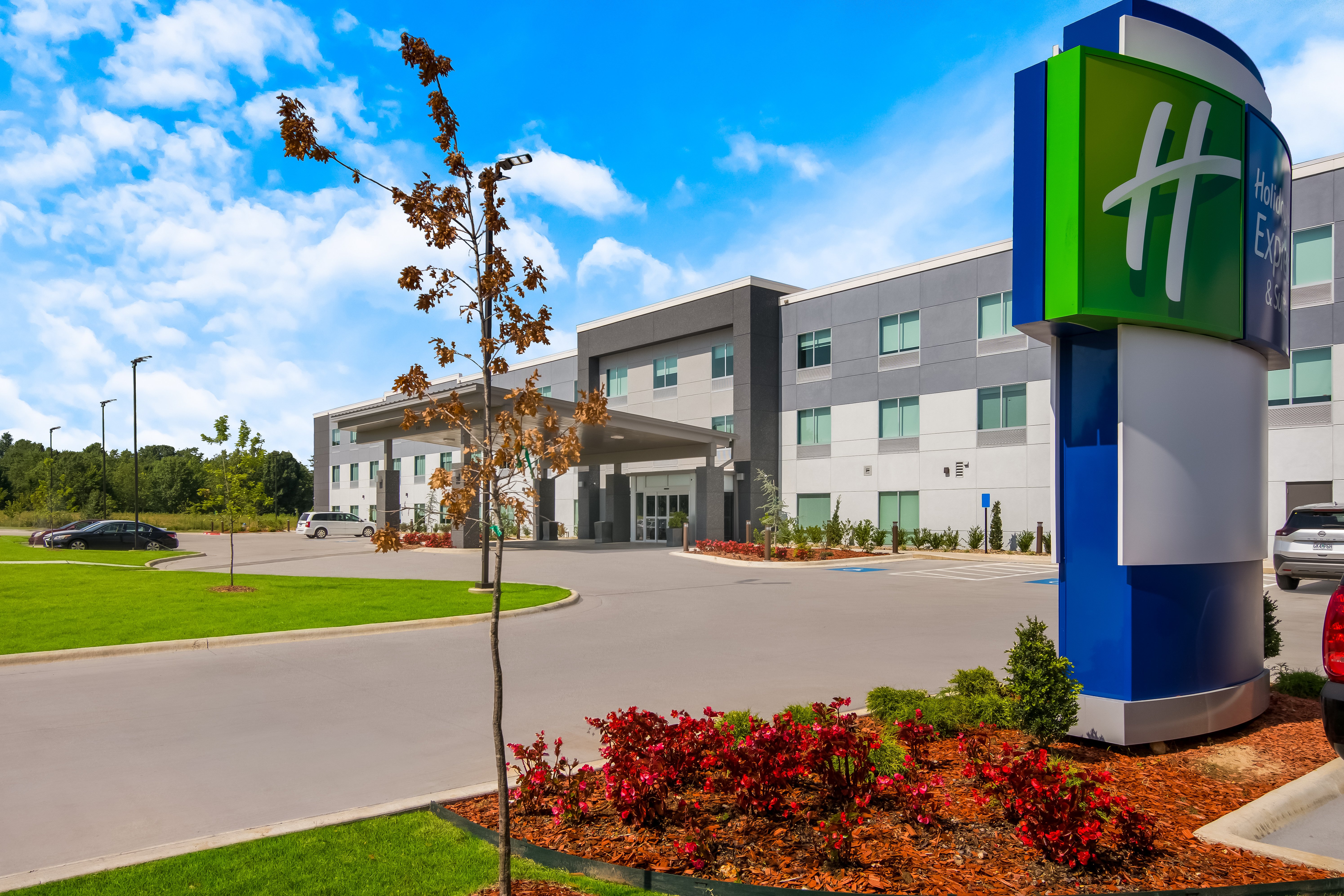 holiday inn express and suites springdale fayetteville area an ihg hotel
