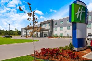 holiday inn express and suites springdale fayetteville area an ihg hotel