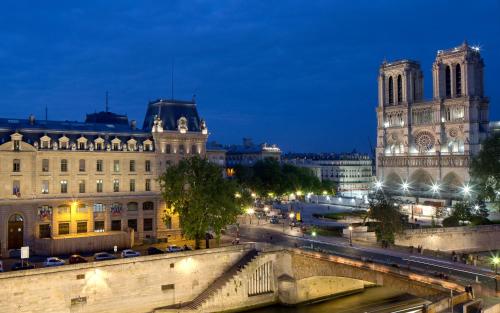 hotel les rives de notre dame