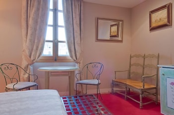 hotel les rives de notre dame