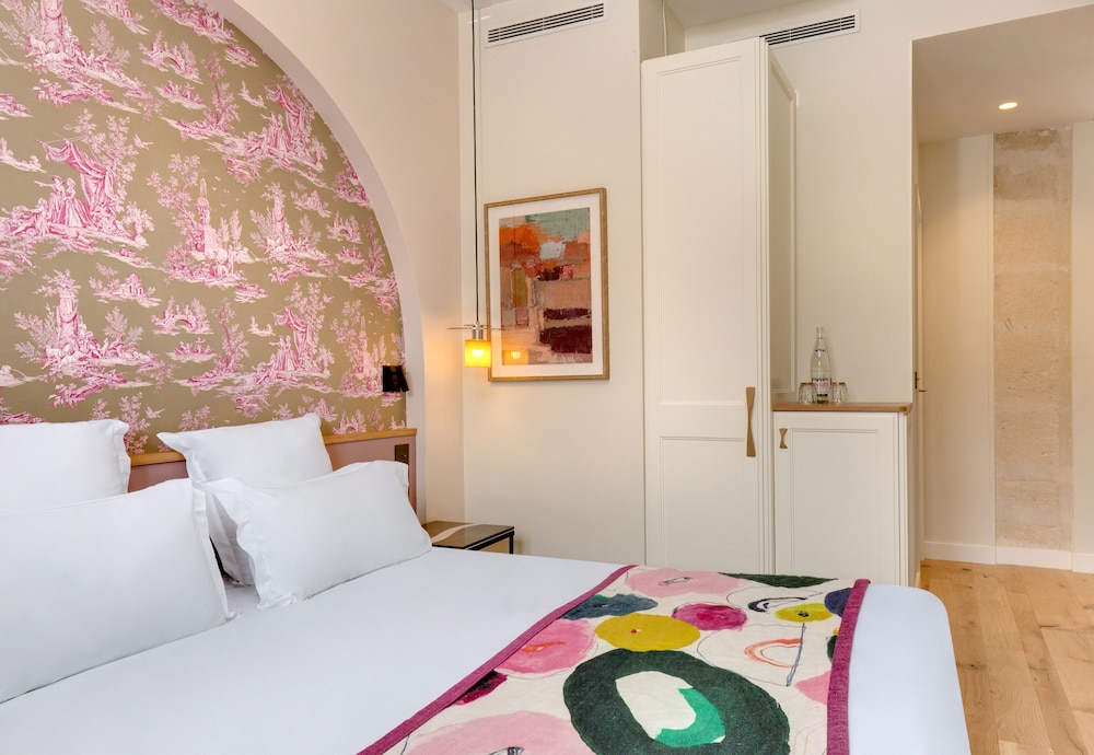 hotel les rives de notre dame