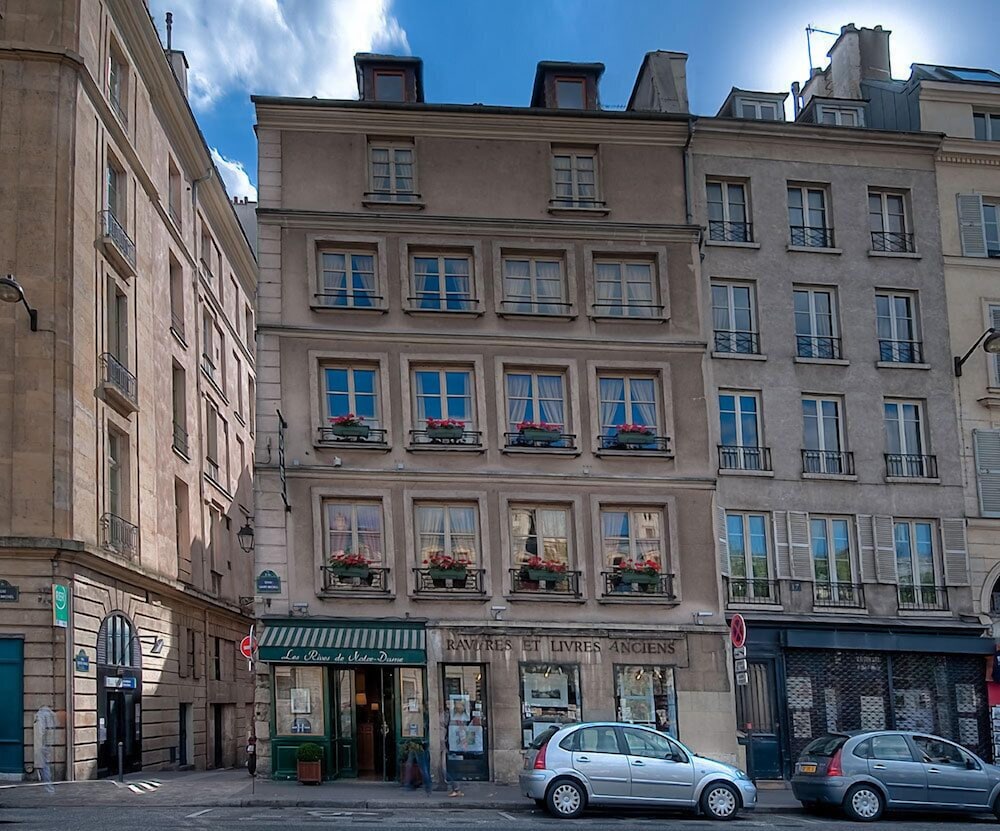 Hotel Les Rives De Notre Dame,Notre-Dame>>Notre Dame,4 star