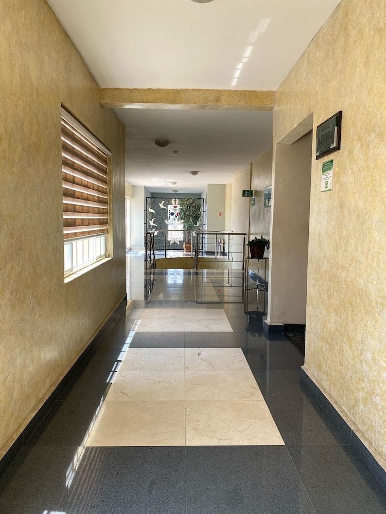 los cedros hotel inn