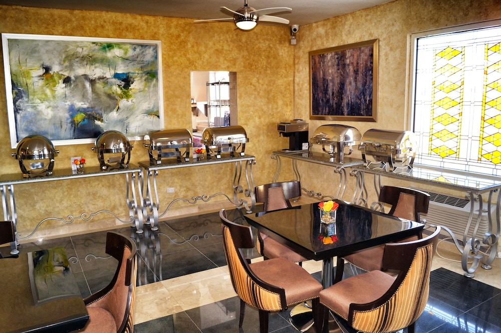 los cedros hotel inn