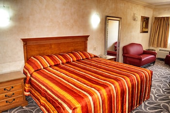 los cedros hotel inn