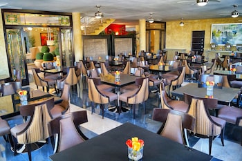 los cedros hotel inn