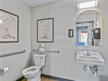 Ocala Suites,,2 star