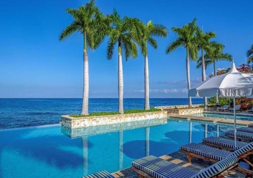 round hill hotel and villas