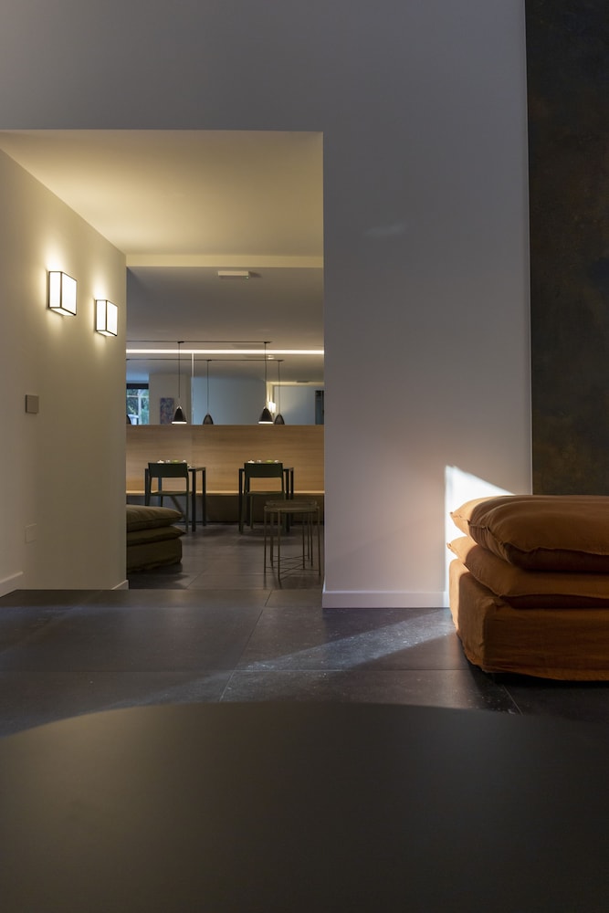 le stanze del lago villa seta