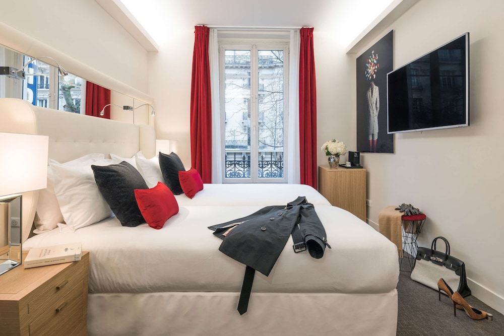 hotel camille paris gare de lyon tapestry collection by hilton