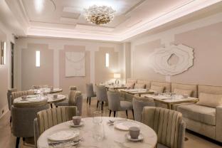 hotel camille paris gare de lyon tapestry collection by hilton