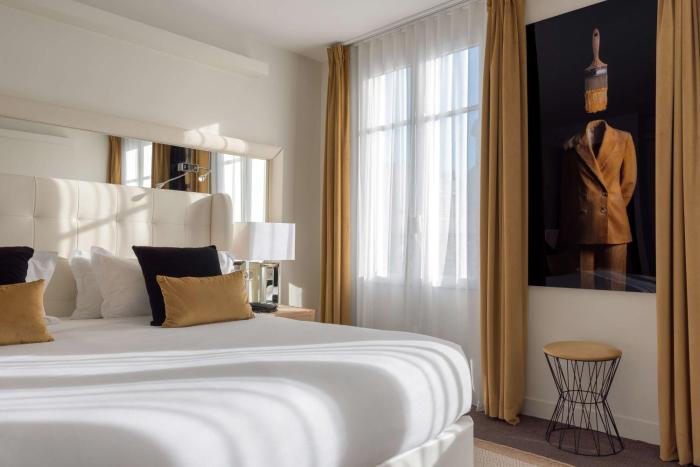 hotel camille paris gare de lyon tapestry collection by hilton