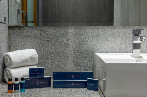 hotel nalanda