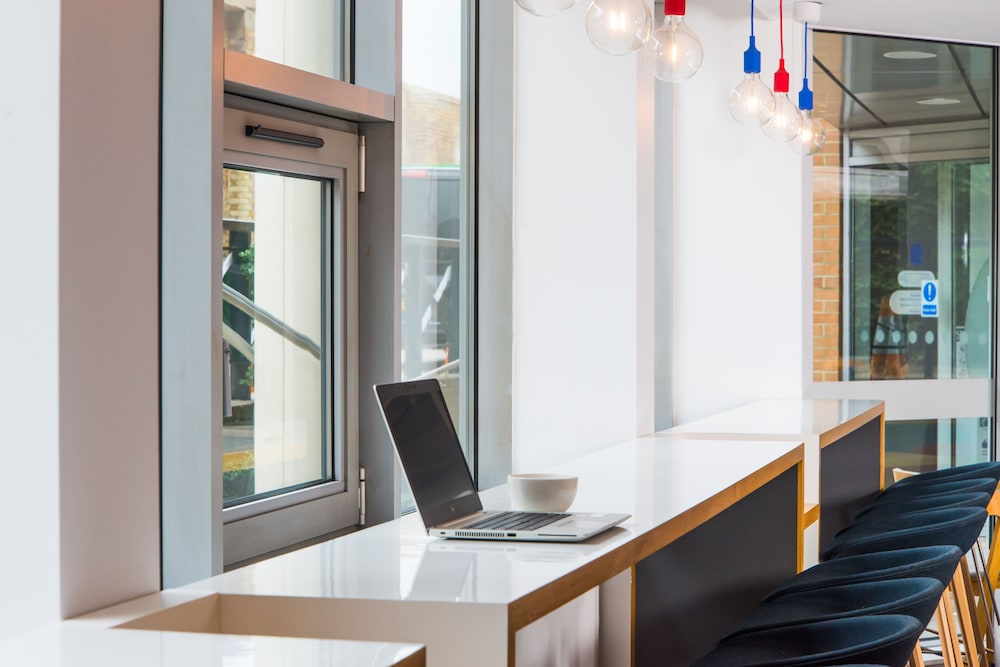 holiday inn express london hammersmith by ihg