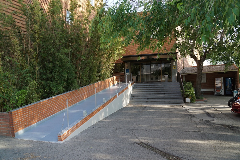 ap hotel madrid airport