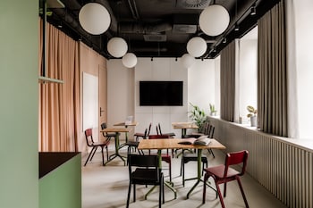plantonia aparthotel