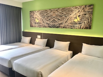 dresort at downtown east