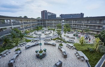 dresort at downtown east