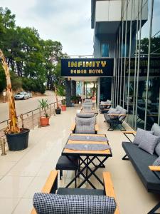infinity hotel