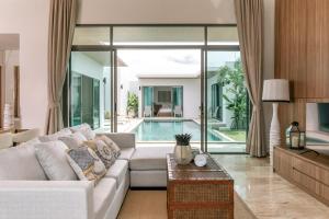 villa alanna phuket